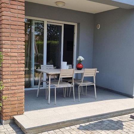 Casa Emma With Pool Leilighet Poreč Eksteriør bilde